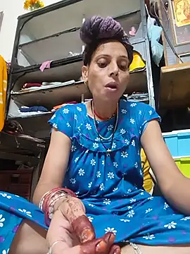 Sexy-Suhani2