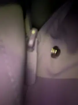 yiyi_yi live sex cam