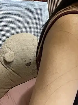 Mina048 live cam on StripChat