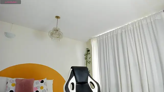 _Emmaa_Queen_ webcam