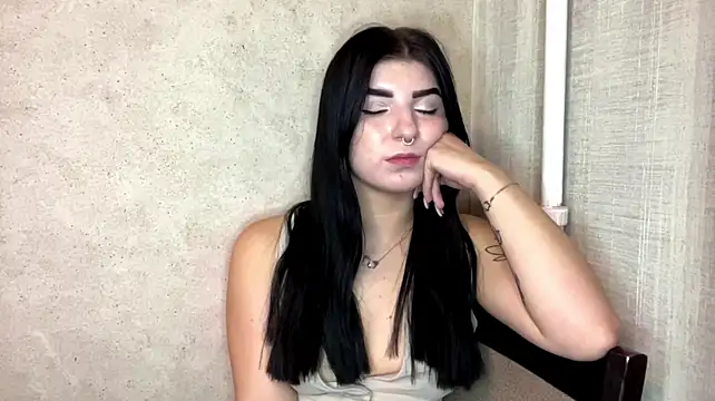MartiSantarelli live cam on StripChat