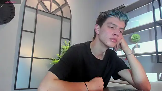 nicktorn