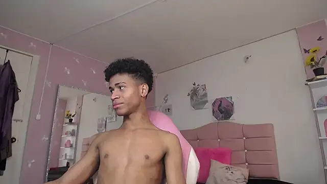 Santy_bigcock_01