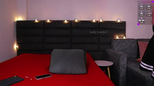 kathieandpovcock1 webcam