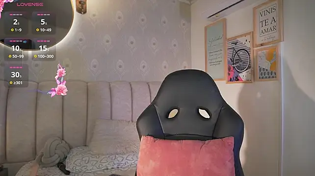 AlinnaJohnson