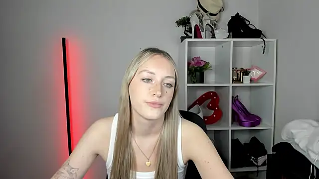 EvelynBlond