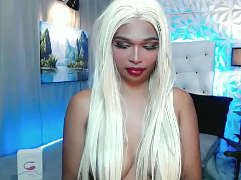 Slutty_Maria live cam on StripChat