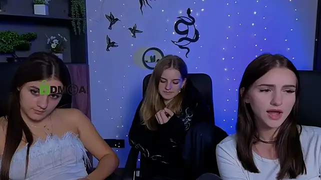 lisa_dark_