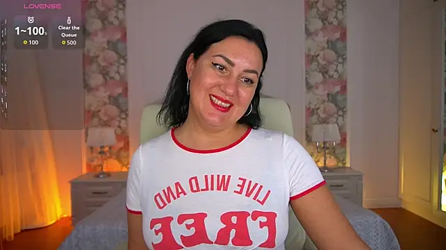 VelvetLuck live cam preview
