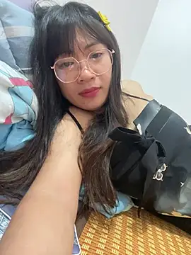 -Lyly_69 live now
