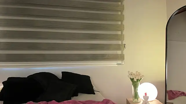 MERIDA_TAYLOR live cam preview