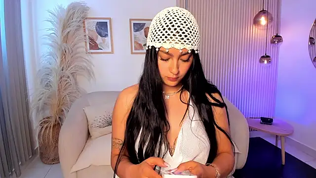 Bella_rochee webcam