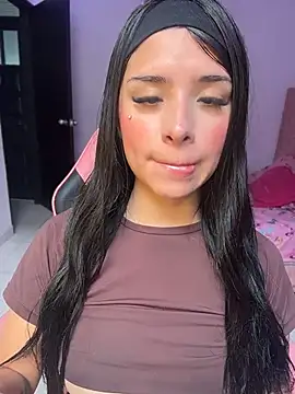 Shalom_pink17 live cam on StripChat