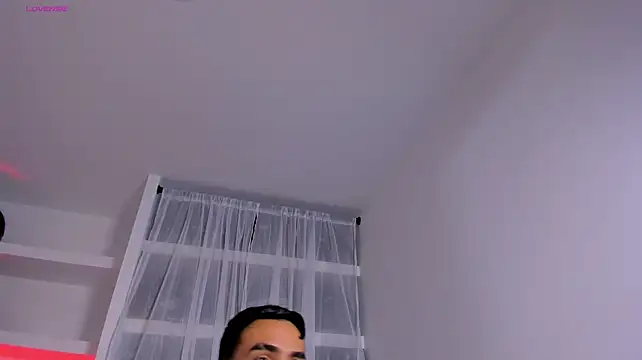 NicoKingg1_ webcam stripchat model stream image