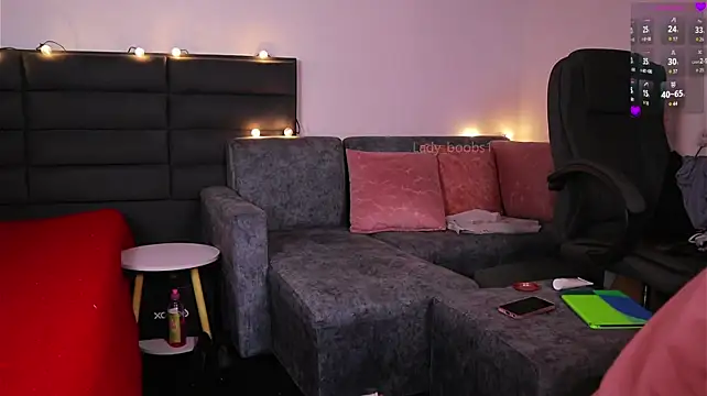 kathieandpovcock1 live sex cam
