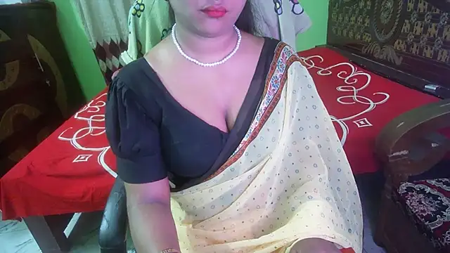 BengaliQueenStar live cam on StripChat