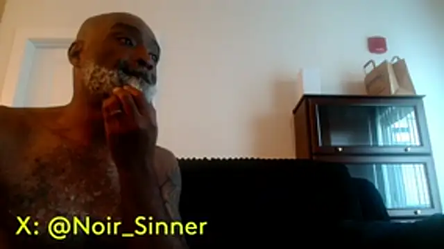 sinnernoir live cam preview