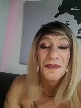 laurencetrav76 live sex cam