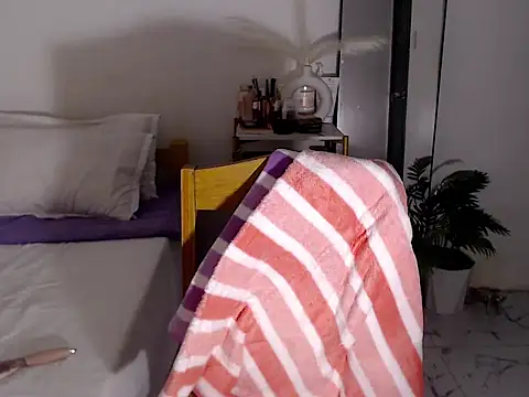 miya_khali live cam room