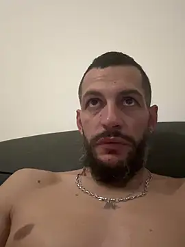 Lebarbu69020 live cam on StripChat