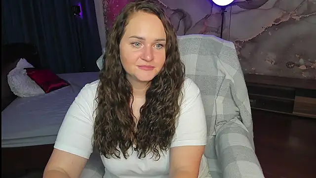 Chorna_Rouse live cam preview