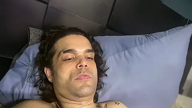 icebergslim281 live sex cam