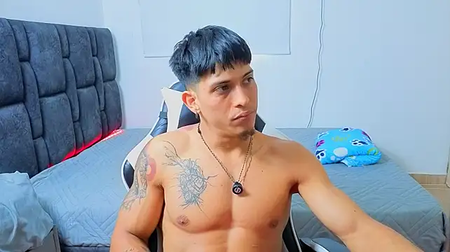Austin_muscle live cam room
