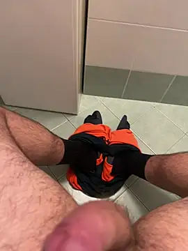 Goddid69 live cam room