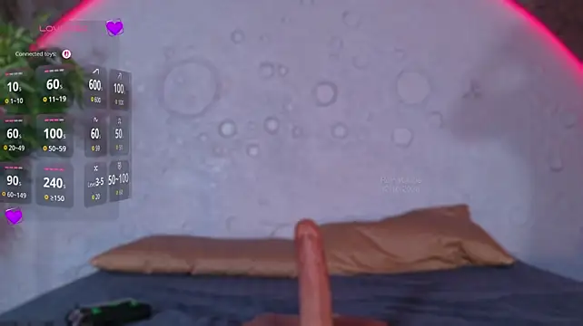 ReinaChloe webcam