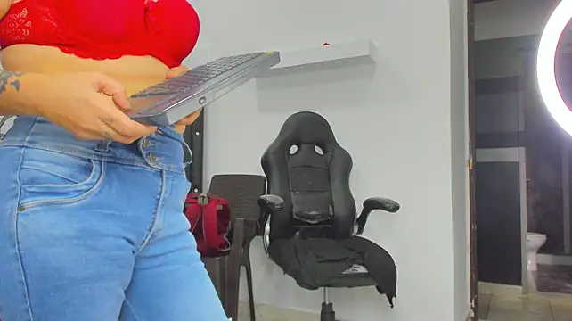 Hadde_multisquirt webcam