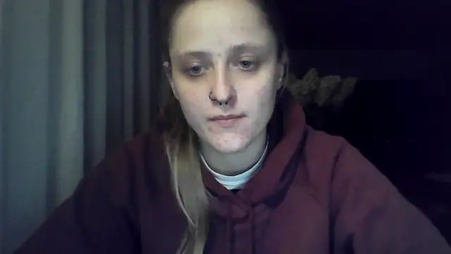 LeaWetGirl live cam on StripChat