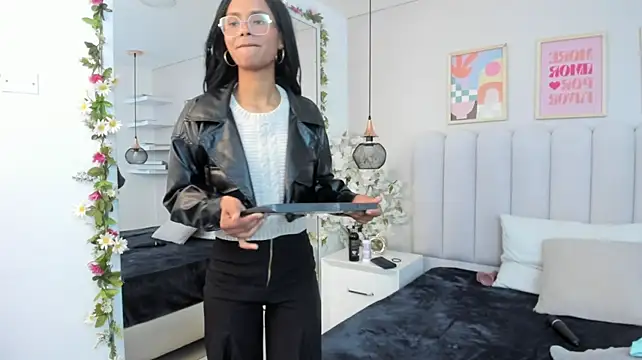 Megan__Hart_