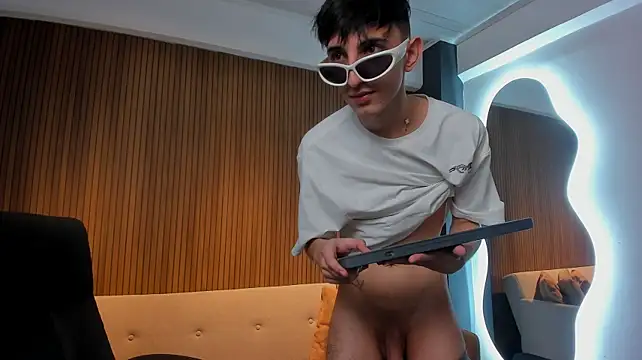 APOLOKING_ webcam stripchat model stream image