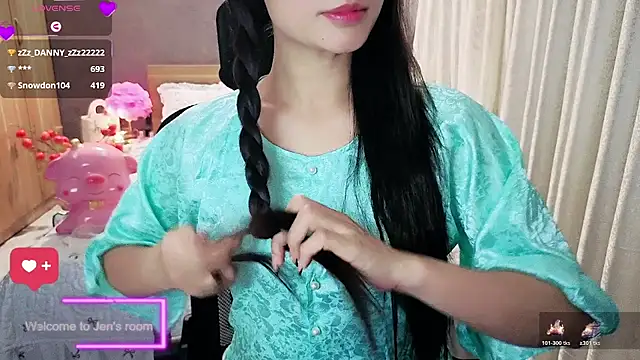 JENNIE-16 live cam on StripChat