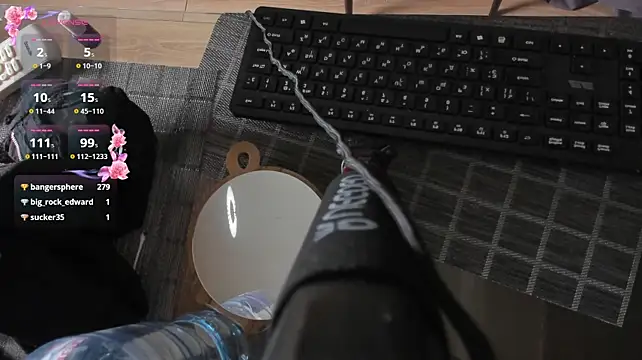 karinisse live cam on StripChat