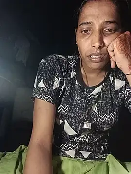 Pinki_thakur_1