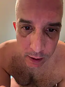 ProperAtmosphere93 live cam on StripChat