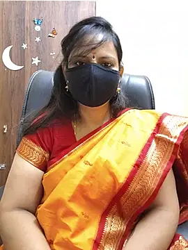 Tamil_white_beauty live cam on StripChat