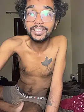 KitttoooUs live sex cam