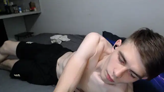 student_oliver (M young) - cum