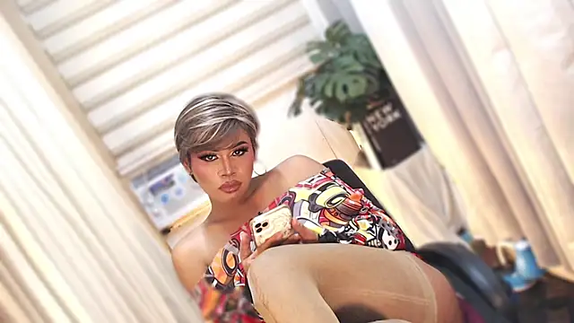Winnie_Harllow