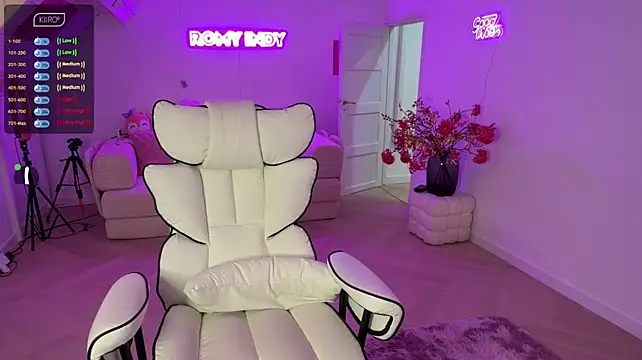 RomyIndyXXX webcam