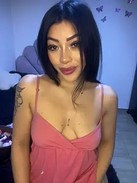 mia_dollce_ live cam on StripChat