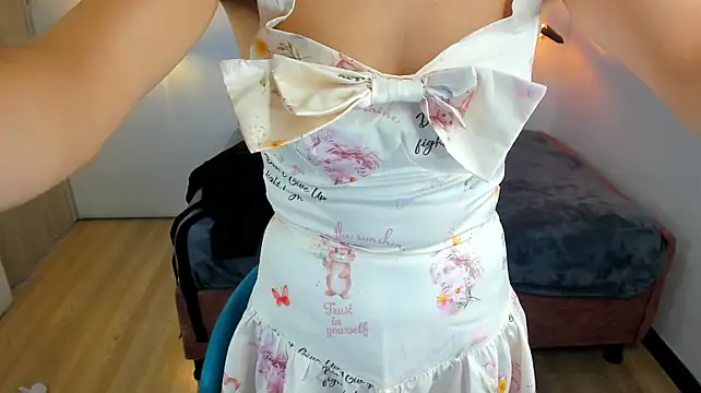 Emily__parker__ live cam on StripChat