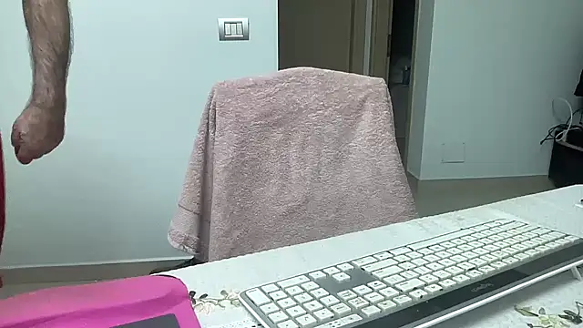 coach-karl live cam on StripChat