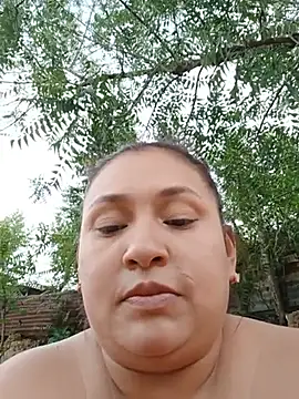 Hot_bella12