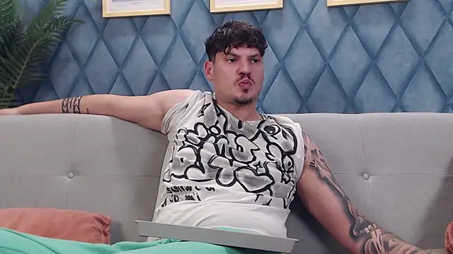 marioalessio live cam preview