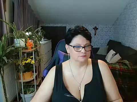 Newgirl4you live cam preview