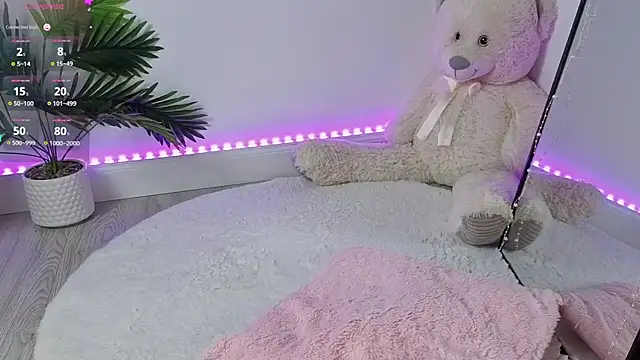 naughty_girl_alexa