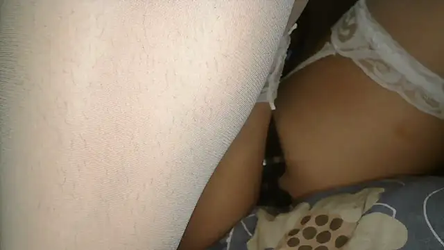 SWEETLUNA077 live cam preview